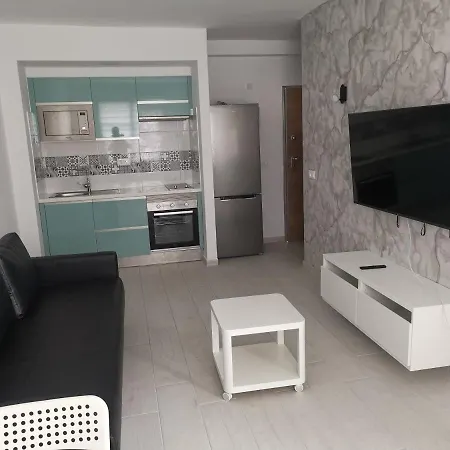 Las Medianias III Apartment Parque Holandes